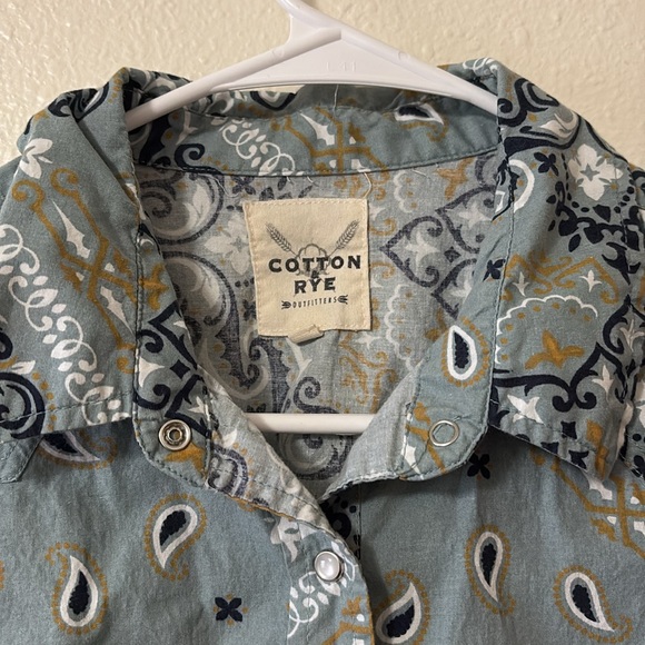 Cotton & Rye button up - Picture 2 of 4